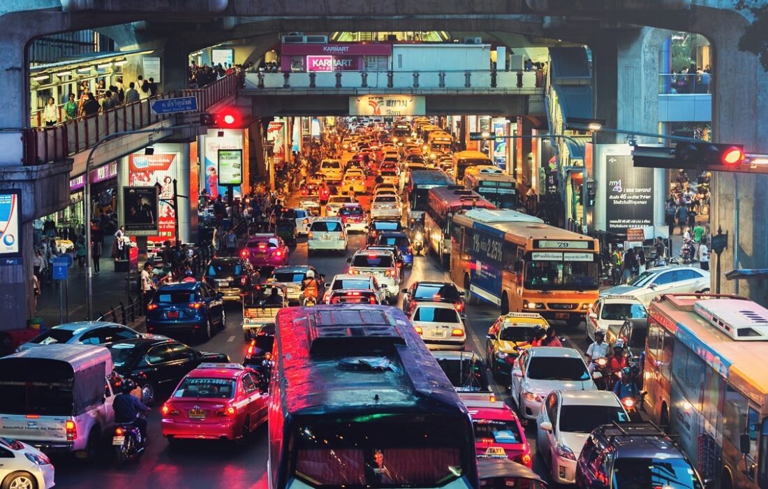 هند ترافیک پایتخت خود را با هوش مصنوعی کنترل می‌کند