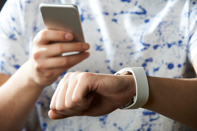 دستبند هوشمند بیمار با هوش مصنوعی در راه است